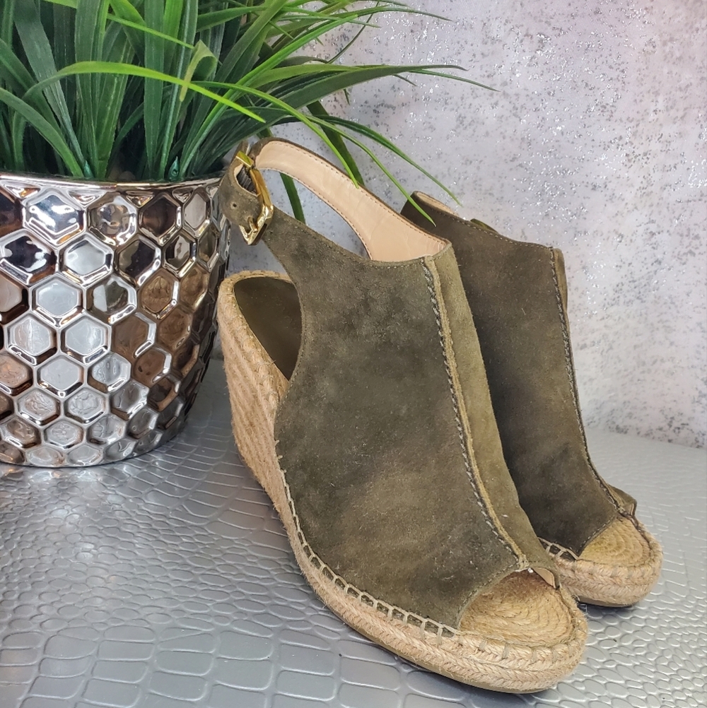 Banana Republic Sandals